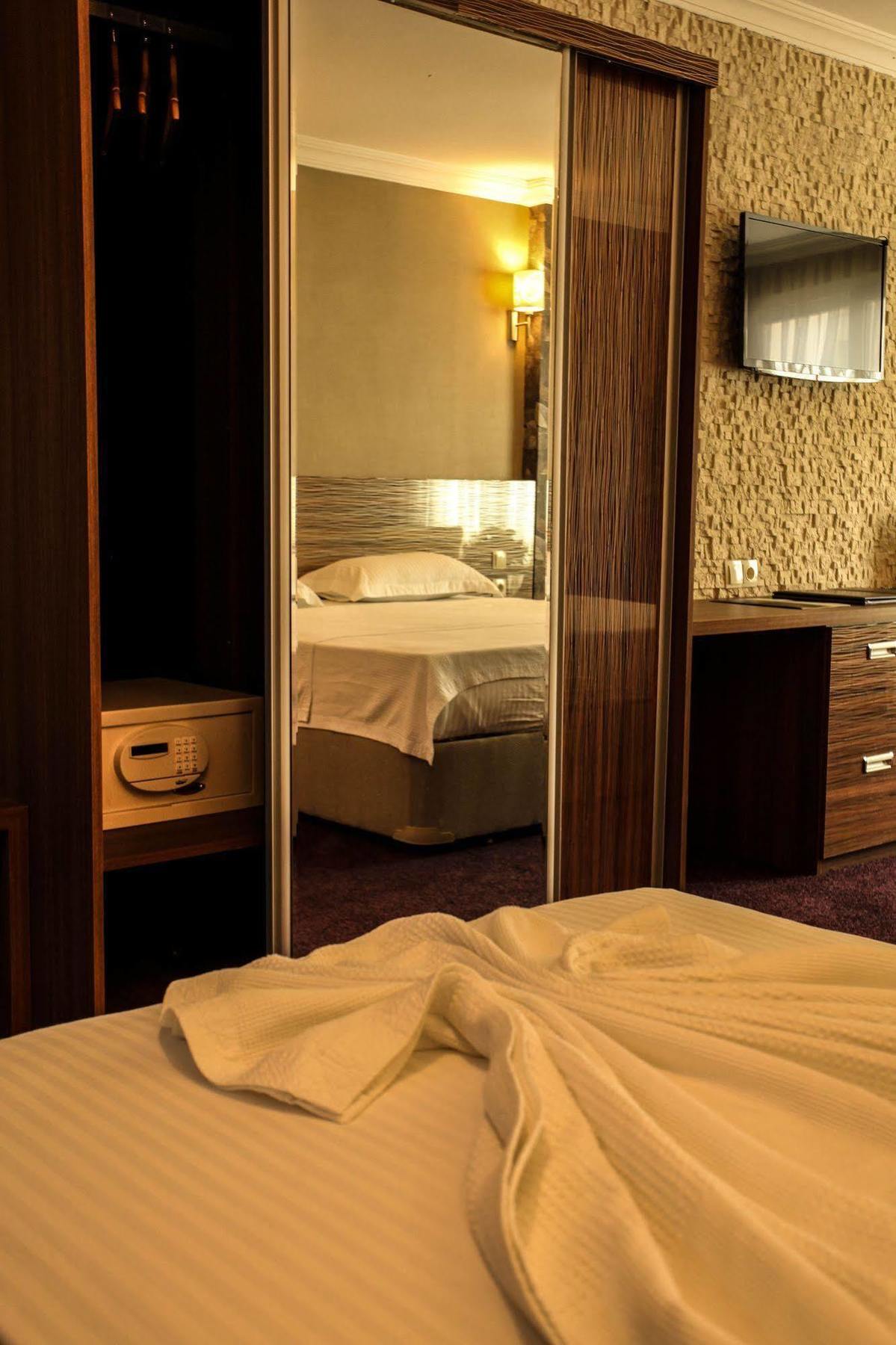 Grand Akcali Otel İskenderun Exteriör bild