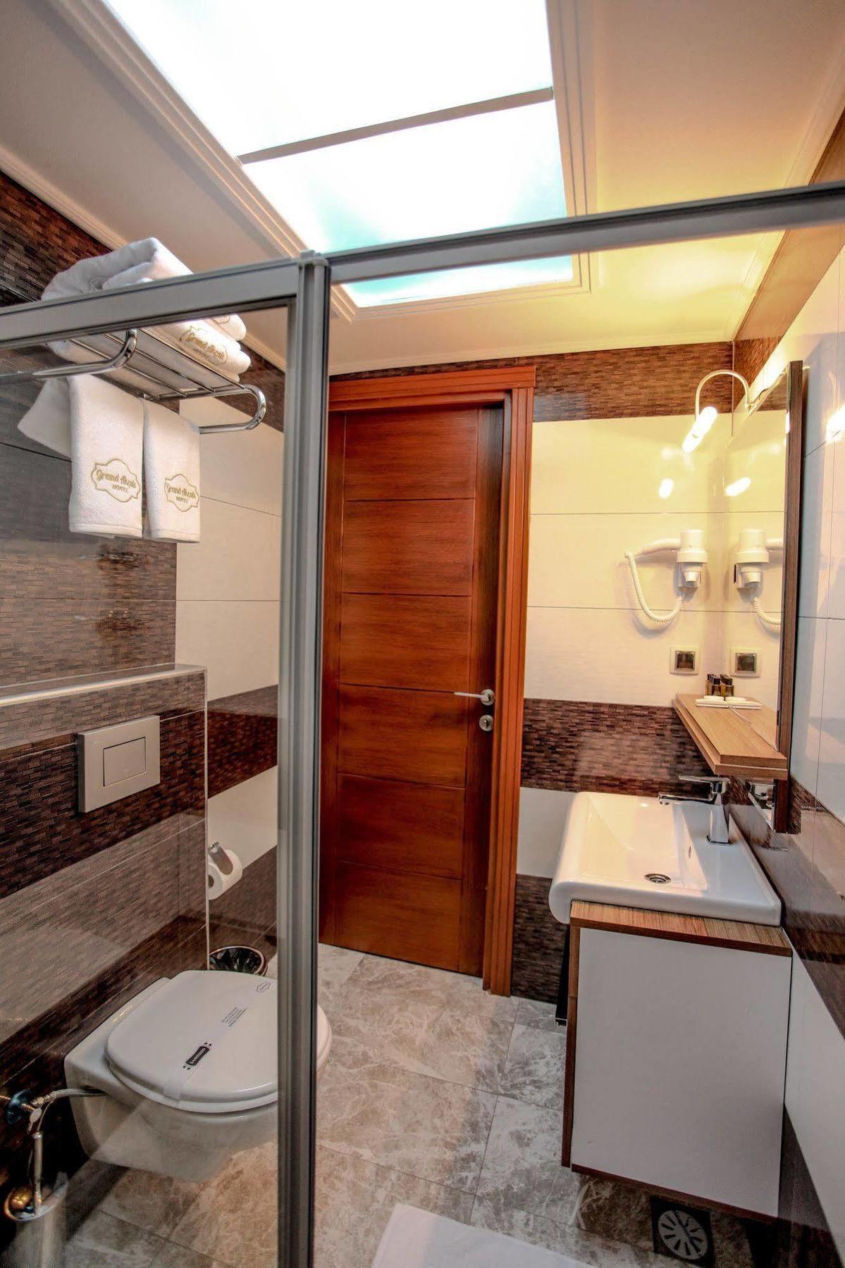 Grand Akcali Otel İskenderun Exteriör bild